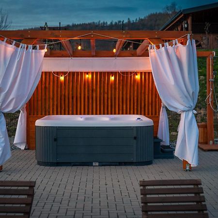 Chaty Skwirutowe Wzgorze - Domki Caloroczne Solina  Exterior foto